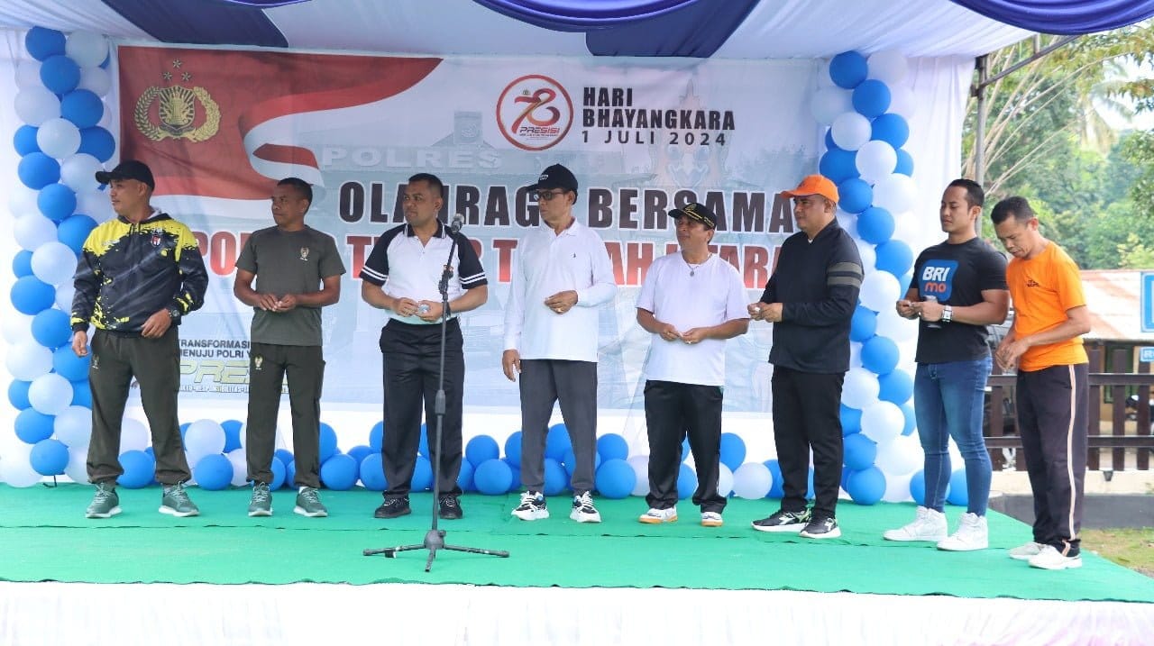 Bupati Juandi David Hadiri Perayaan Hari Bhayangkara ke-78 Tingkat Polres TTU Bupati Juandi David Hadiri Perayaan Hari Bhayangkara ke-78 Tingkat Polres TTU