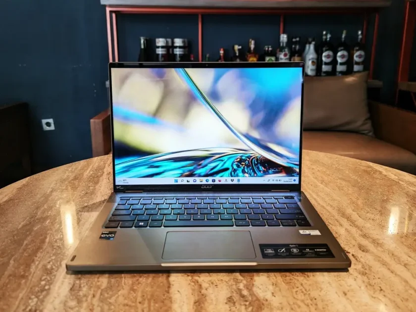 Acer Spin 5 Evo - Laptop 14 Inch Terbaik - Prontt.com
