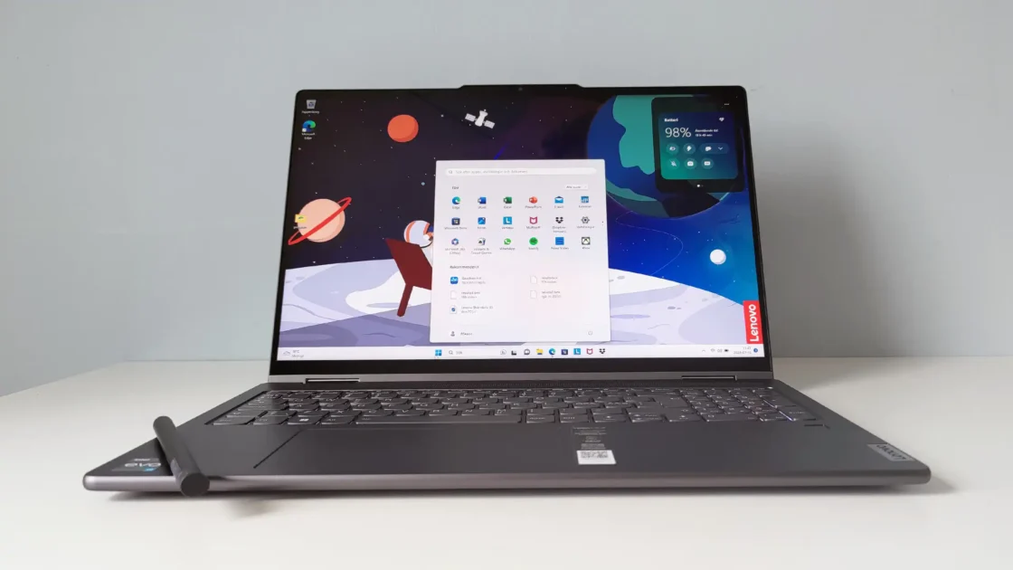 Lenovo Yoga 7i 16 (2023) - Laptop 16 Inch Terbaik - Prontt.com