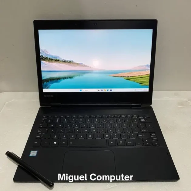 Toshiba Portege X20W-E - Laptop 12 Inch Terbaik - Prontt.com