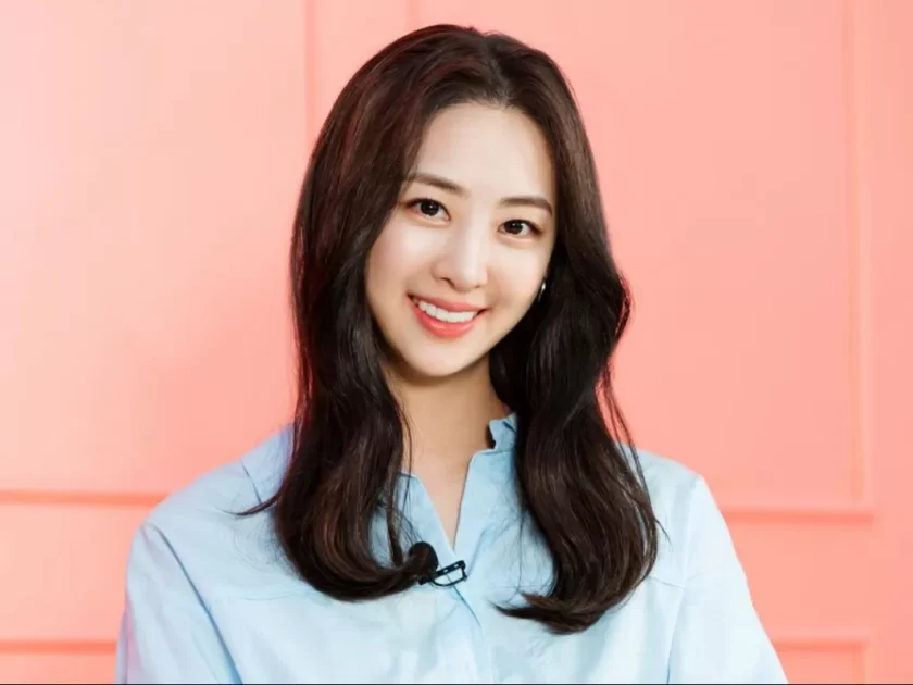 Kim Da Som - Biodata Pemain Utama DraKor Salon De Holmes - Prontt.com