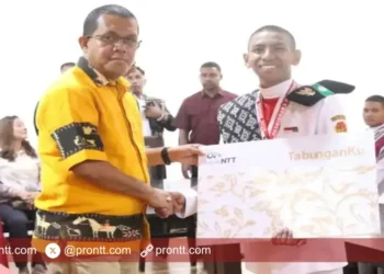 Apresiasi Anggota Paskibraka, Bank NTT beri Tabungan Rp1 juta rupiah per orang