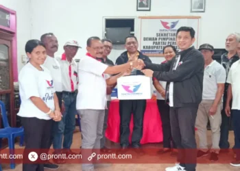 Berbagi Kasih, Partai Perindo NTT Salurkan Bantuan kepada Warga Terdampak Erupsi Gunung Lewotobi di Flores Timur