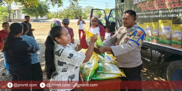 Ditpolairud Polda NTT Gelar Gerakan Pangan Murah, 2 Ton Beras Ludes Terjual!