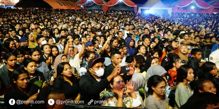 Malam Penutupan Pameran Pembangunan NTT, Ribuan Masyarakat Padati Area