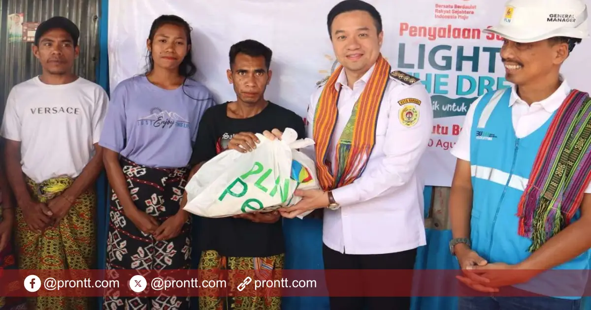 PLN Peduli Masyarakat Kupang dengan Program Light Up The Dream PLN Peduli Masyarakat Kupang dengan Program Light Up The Dream