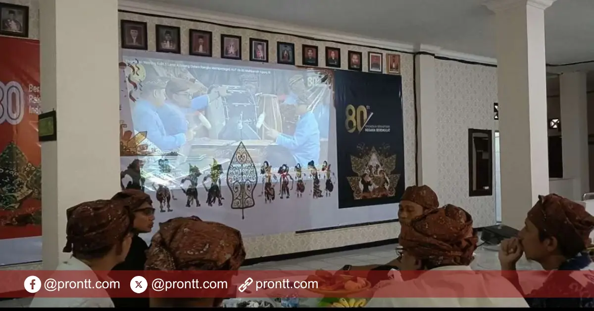 PN Atambua Gelar Nobar Wayang Kulit Peringati HUT Mahkama Agung RI ke 80