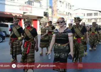 Pemprov NTT Gelar Kirab Budaya Sambut HUT Ke-80 RI