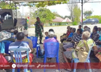 Satgas Pamtas RI-RDTL Yonarhanud 15DBY dan JPPCC Foundation Sosialisasi TBC di Desa Naekake