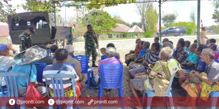 Satgas Pamtas RI-RDTL Yonarhanud 15DBY dan JPPCC Foundation Sosialisasi TBC di Desa Naekake