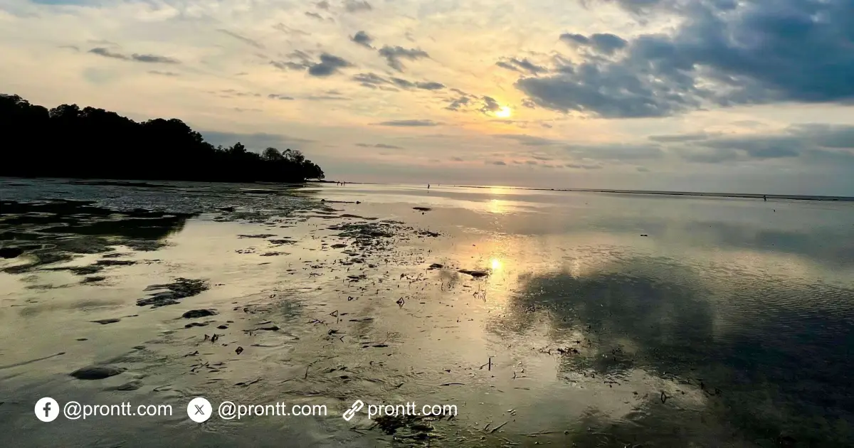 Berburu Sunset di Pantai Afuik Atambua