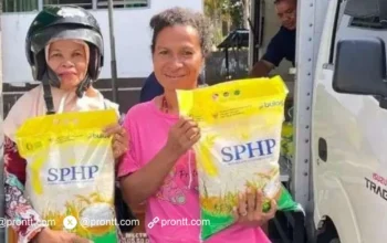 Bulog Kalabahi Salurkan Bantuan Pangan Pemerintah  Juni Juli HIngga 100 Persen