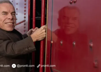 Warwick Davis Kembali Jadi Flitwick dalam Serial Harry Potter